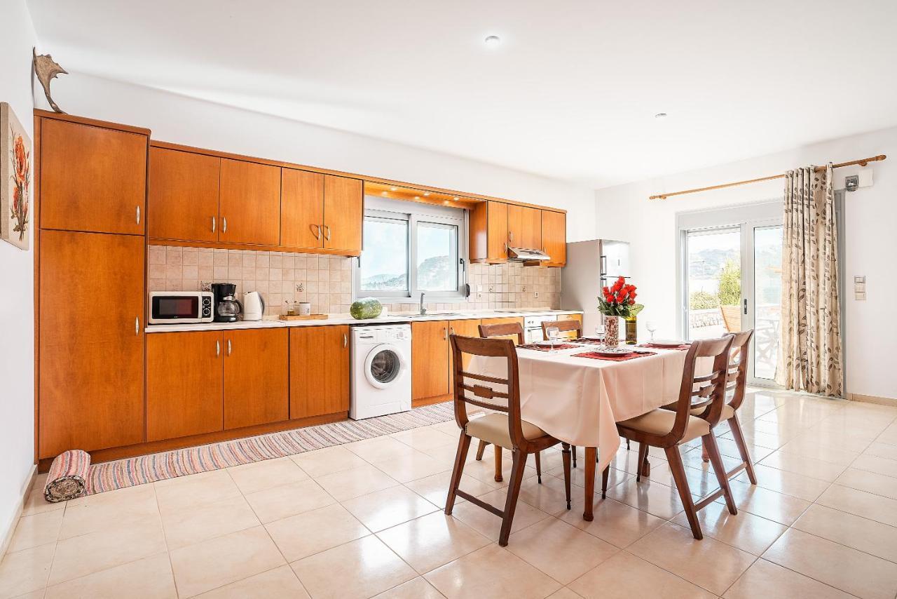 Apartment White Pearl 1 Apolakkia